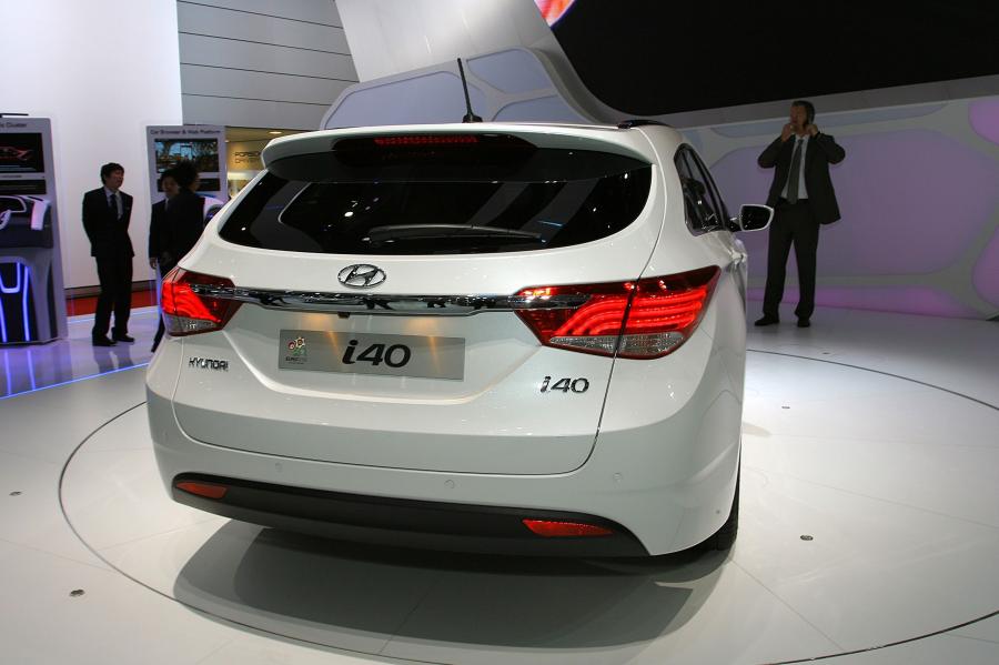  Hyundai i40 2012 года  (фото 3 из 22)